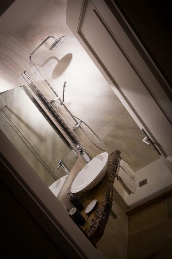 Kia Ora Suite Apartment San Zenone Exterior photo
